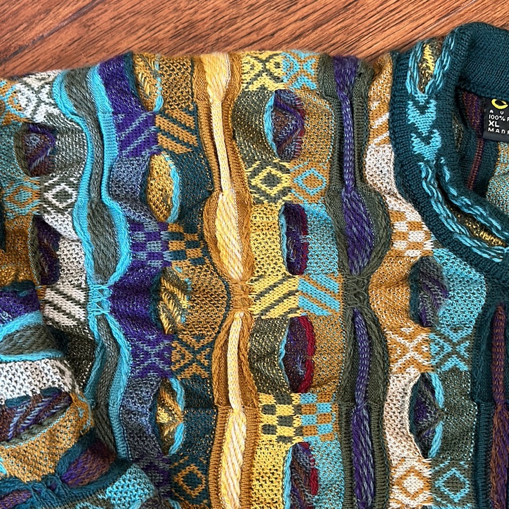 Men’s Coogi sweater, extra large - Picture 3 of 7